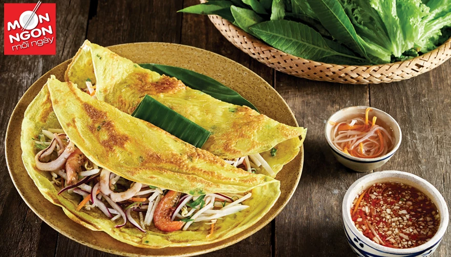 Bánh xèo hải sản