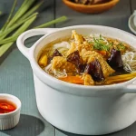 Bún gà xáo sả